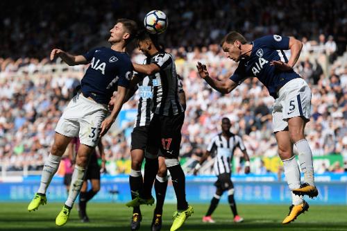 Newcastle v Tottenham.jpg