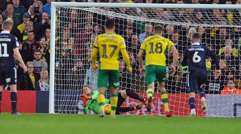 Pukki penalty miss.jpg