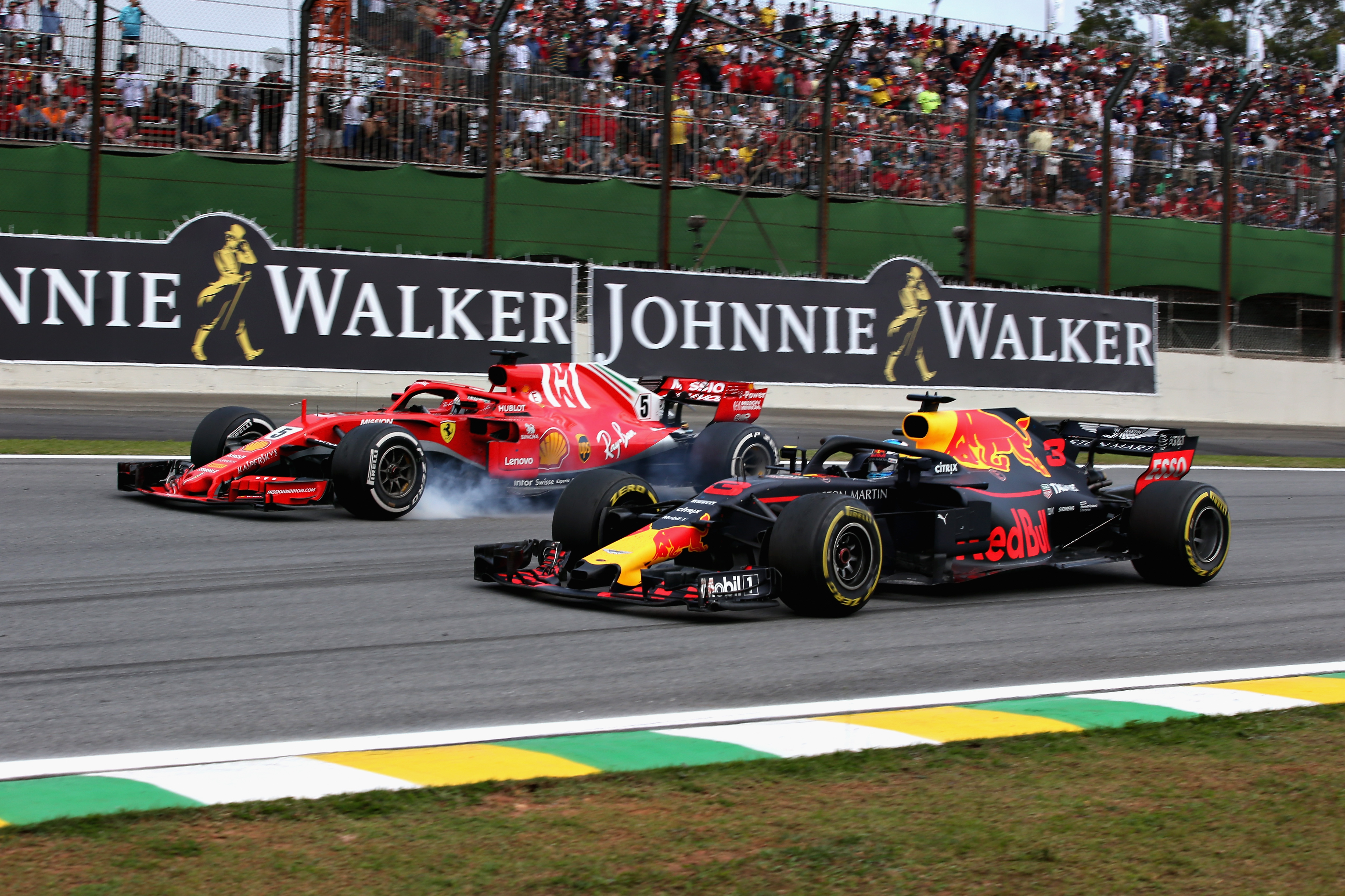 Ricciardo on Vettel.jpg