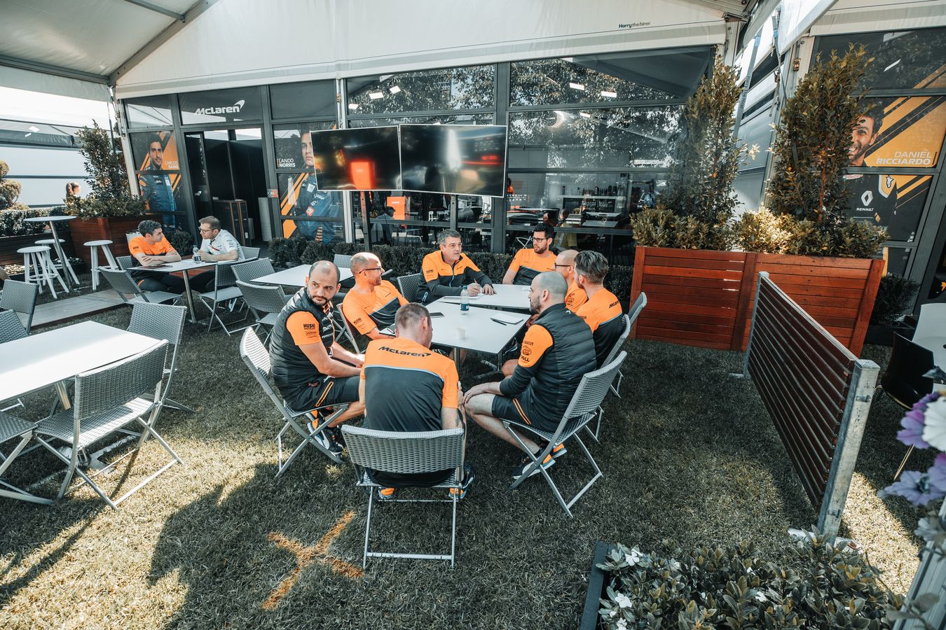 McLaren Crew